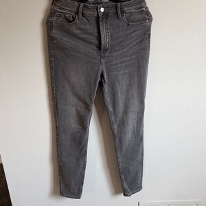 Old Navy Extra High-Rise Rockstar Super Skinny Charcoal Jeans